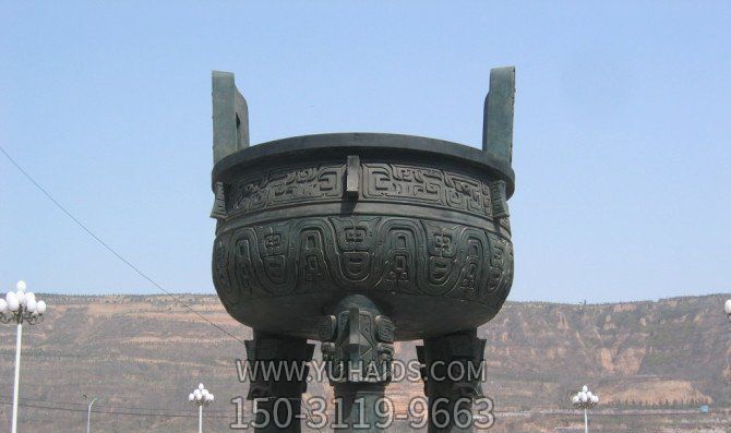 廣場(chǎng)創(chuàng )意青銅鼎雕塑