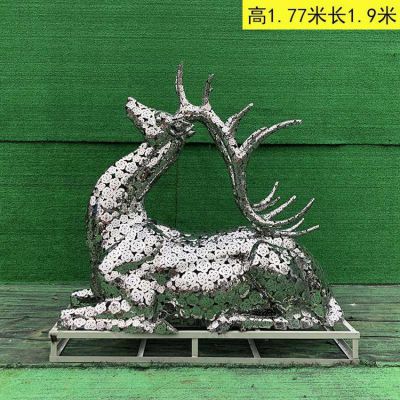 不銹鋼梅花鹿，鏡面鏤花鹿雕塑