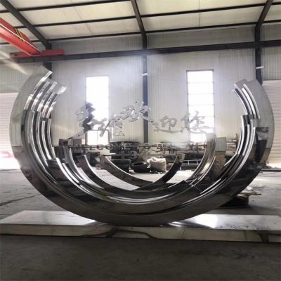 不銹鋼打磨拋光半圓字體景觀(guān)標識雕塑