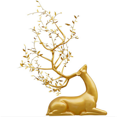 臥姿抬頭梅花鹿，樹(shù)葉修飾創(chuàng  )意鹿雕塑
