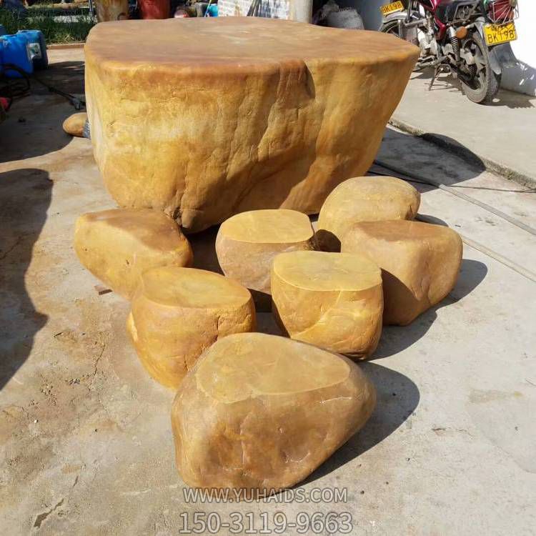 晚霞紅石雕園林創(chuàng  )意石桌石凳擺件雕塑