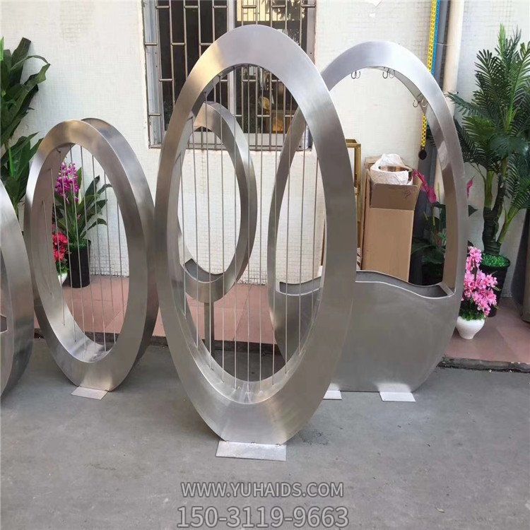 不銹鋼鏡面不銹鋼抽象園林景觀(guān)圓環(huán)擺件雕塑