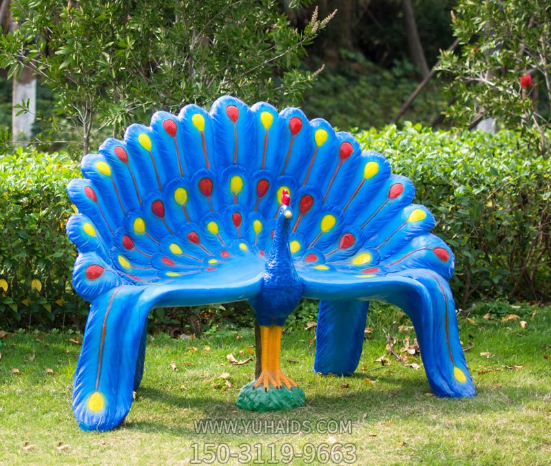 公園觀(guān)光小區仿真彩繪玻璃鋼孔雀雕塑
