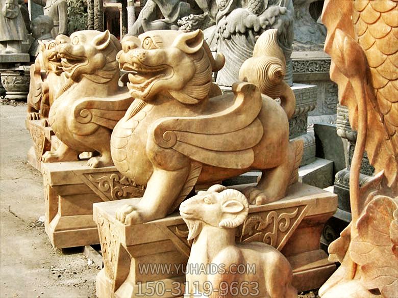 戶(hù)外景區黃蠟石石雕鎮宅辟邪貔貅雕塑