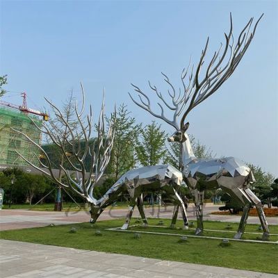 不銹鋼鏡面創(chuàng  )意園林景觀(guān)動(dòng)物擺件梅花鹿