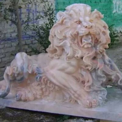 天然石材晚霞紅雕刻西方臥獅別墅小區門(mén)口擺件
