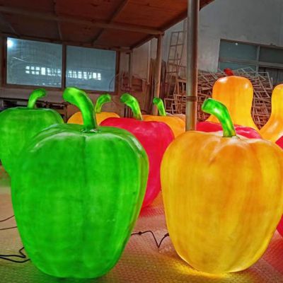 園林發(fā)光玻璃鋼樹(shù)脂雕塑蔬菜水果造型