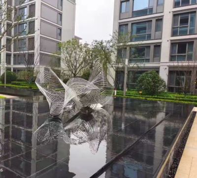 別墅小區不銹鋼抽象景觀(guān)擺件
