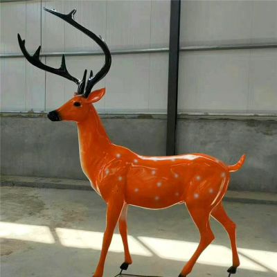 小區戶(hù)外擺放玻璃鋼仿真梅花鹿動(dòng)物雕塑
