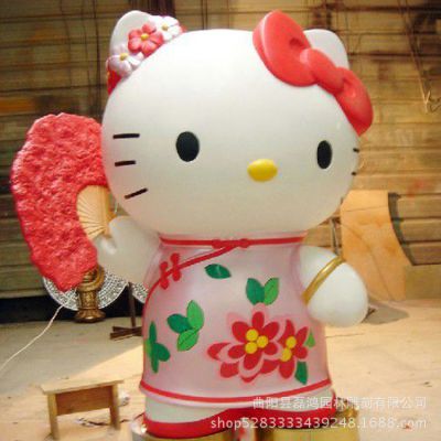 商場(chǎng)創(chuàng  )意玻璃鋼可愛(ài)童趣彩繪kitty貓雕塑