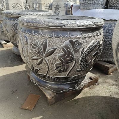 古建庭院蓄水缸，青石水缸
