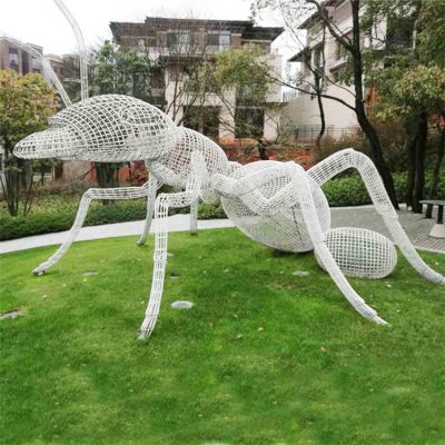 不銹鋼金屬鏤空創(chuàng  )意螞蟻雕塑
