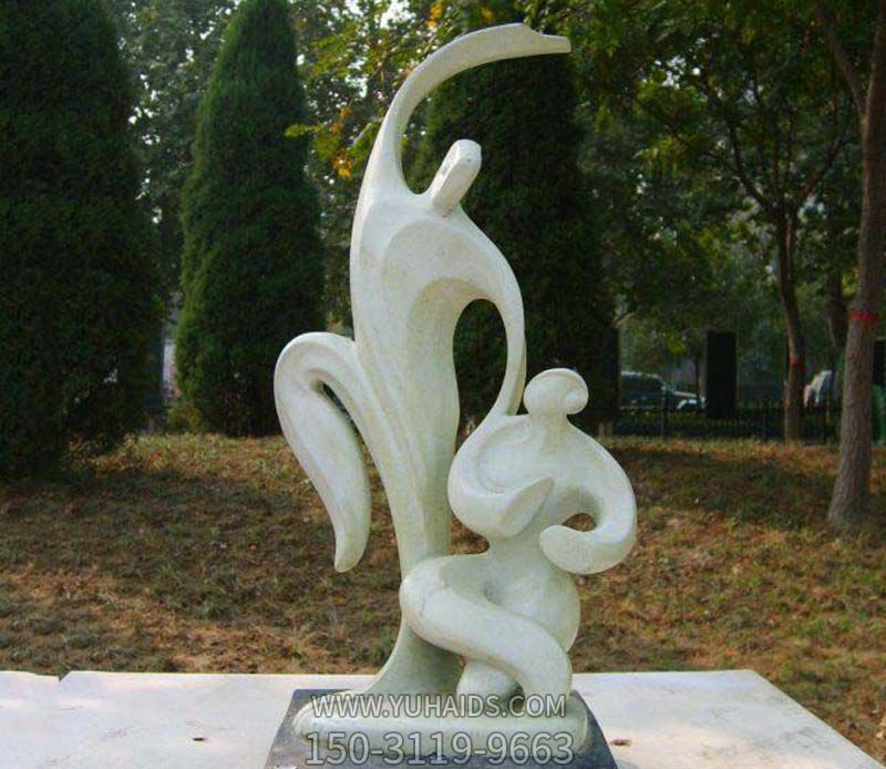 戶(hù)外公園玻璃鋼抽象情侶雕塑