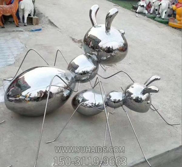 不銹鋼鏡面戶(hù)外公園大型螞蟻雕塑