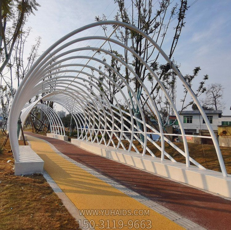 圓管鋼結構長(cháng)廊 異形金屬 園林景觀(guān)雕塑擺件