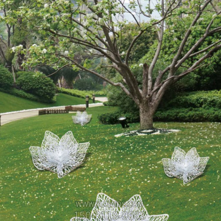 園林綠地不銹鋼蓮花雕塑景觀(guān)