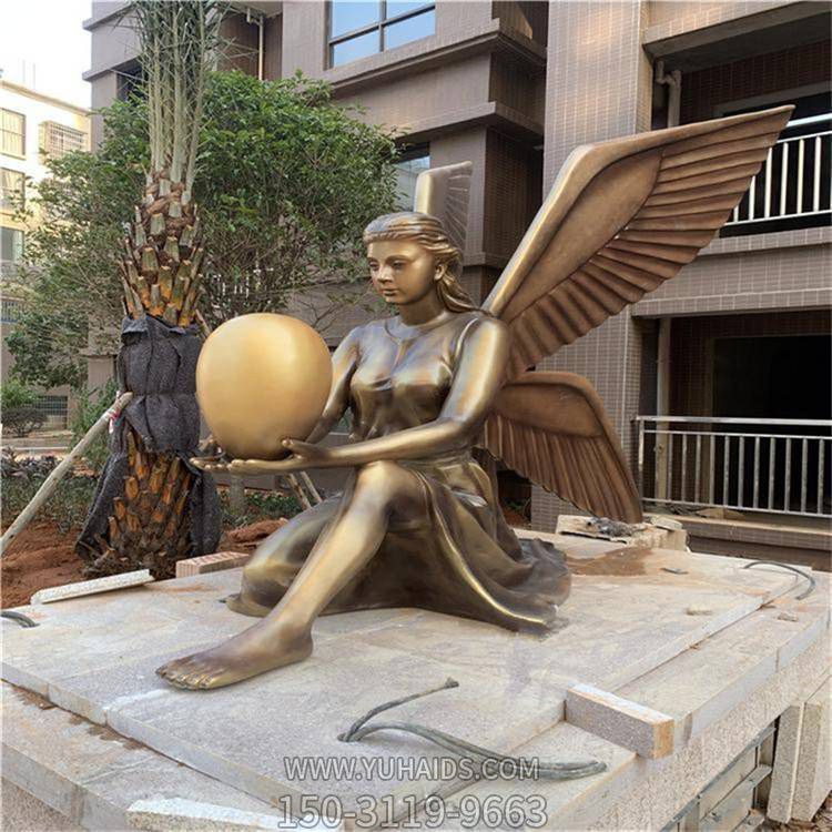 玻璃鋼天使人物擺放地產(chǎn)中心園林景觀(guān)雕塑