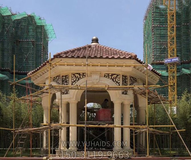 小區戶(hù)外園林景觀(guān)擺放歐式浮雕羅馬柱涼亭雕塑