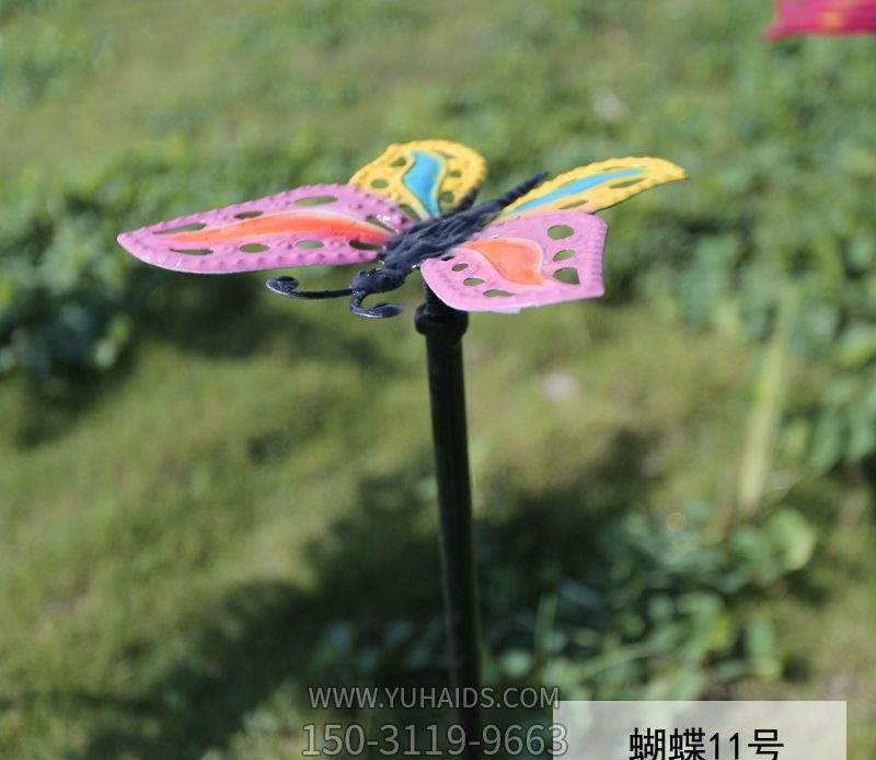 景區玻璃鋼創(chuàng )意蝴蝶雕塑