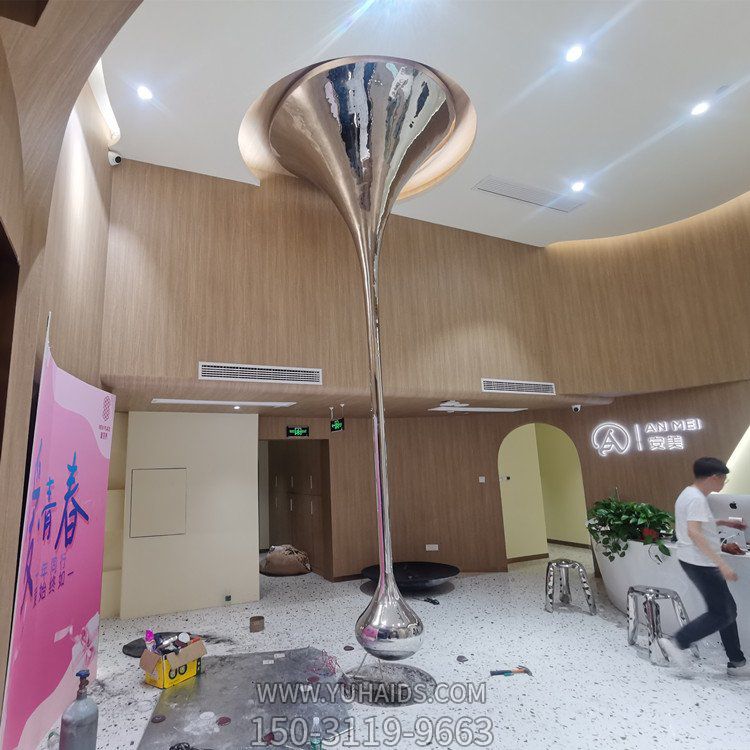 室內裝飾創(chuàng  )意不銹鋼鏡面水滴景觀(guān)擺件雕塑