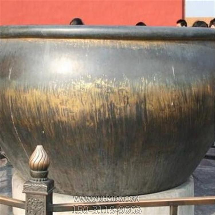 景區寺院擺放仿古黃銅鑄造養魚(yú)水缸雕塑