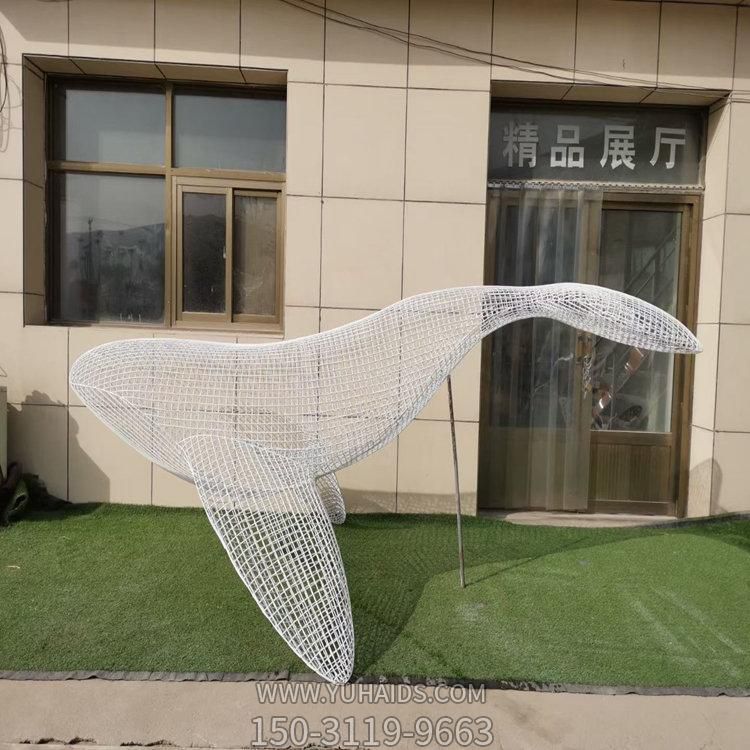 不銹鋼金屬網(wǎng)格創(chuàng  )意鯨魚(yú)雕塑