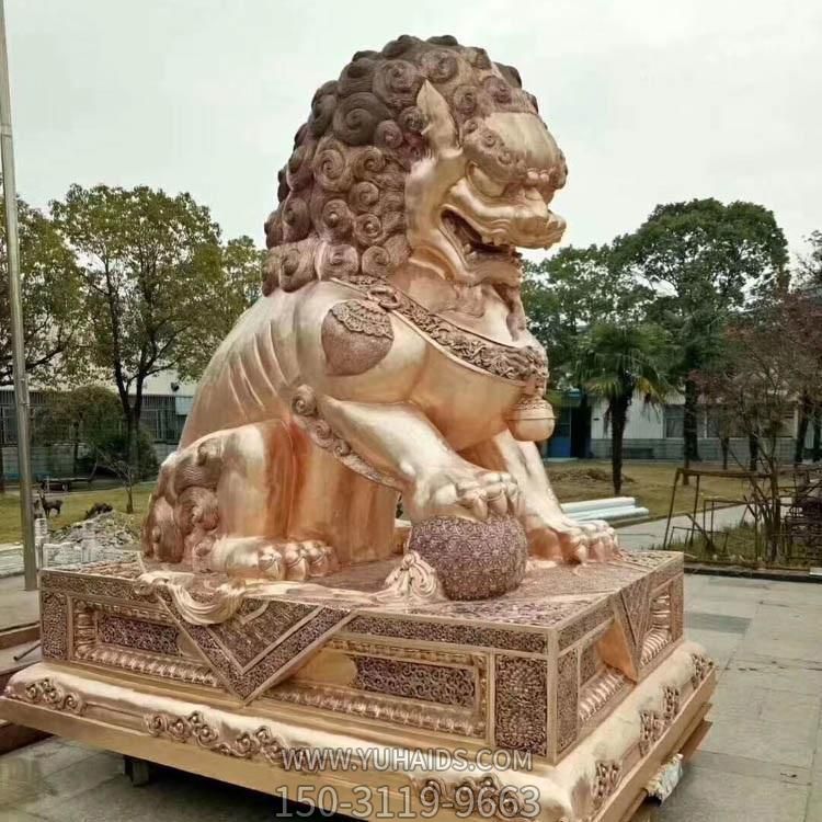 鎮宅神獸大型景觀(guān)玻璃鋼仿銅獅子雕塑