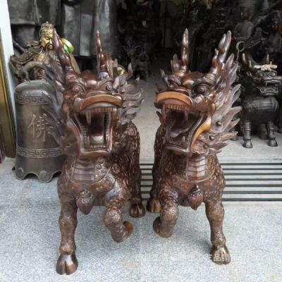 別墅創(chuàng  )意不銹鋼仿銅鎮宅麒麟雕塑
