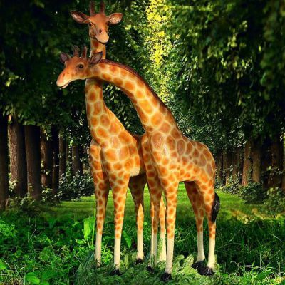 仿真玻璃鋼長(cháng)頸鹿動(dòng)物園林雕塑