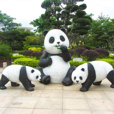 玻璃鋼仿真熊貓，尺寸大小，樣色樣式都可定制