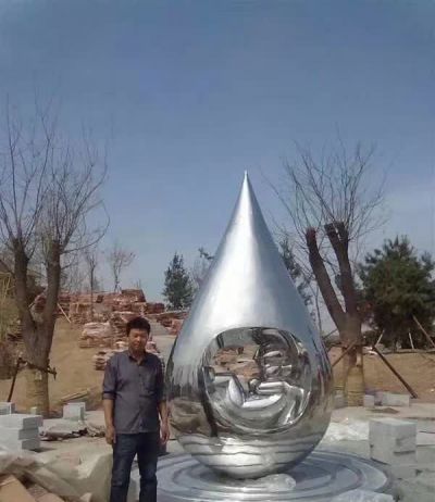 不銹鋼寶寶戶(hù)外創(chuàng  )意水滴雕塑
