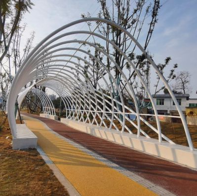圓管鋼結構長(cháng)廊 異形金屬 園林景觀(guān)雕塑擺件