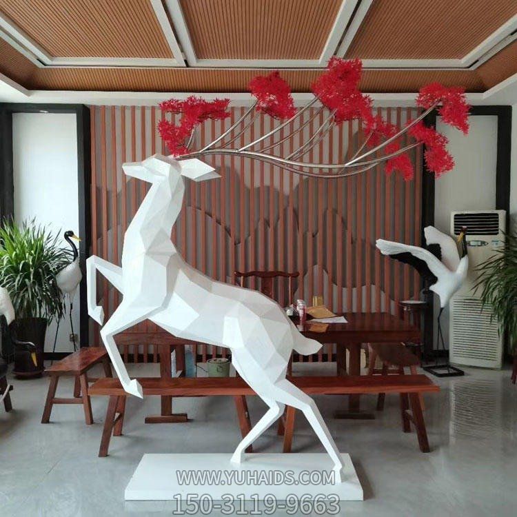 切面鹿雕塑抽象鹿擺件幾何鹿定制玻璃鋼雕塑小區售樓部綠地動(dòng)物雕塑