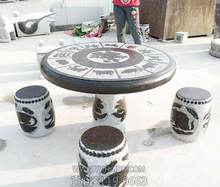 園林景觀(guān)仿古十二生肖圖案石雕桌凳雕塑