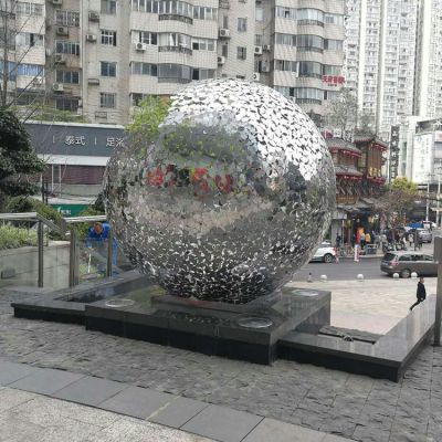 不銹鋼鏤空球，水景裝飾景觀(guān)雕塑