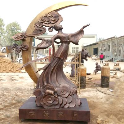 海邊擺放神話(huà)人物上古美女嫦娥奔月鑄銅雕像