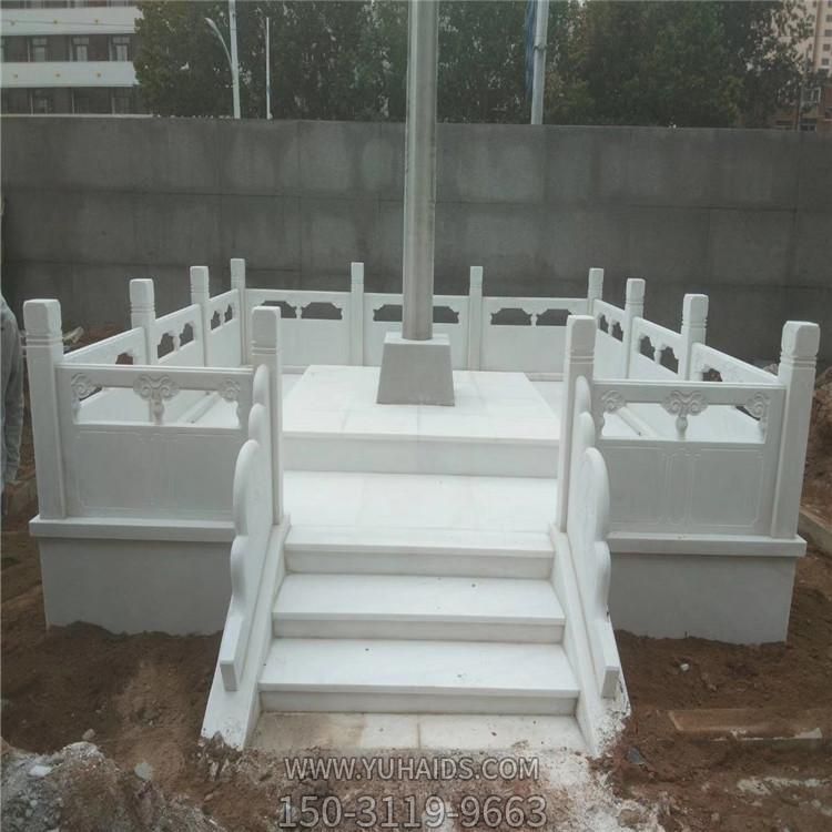 學(xué)校廣場(chǎng)擺放石雕漢白玉升旗臺圍欄欄板雕塑