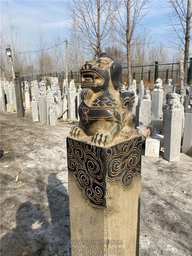 青石仿古獅子寺院建筑門(mén)前擺放拴馬柱雕塑