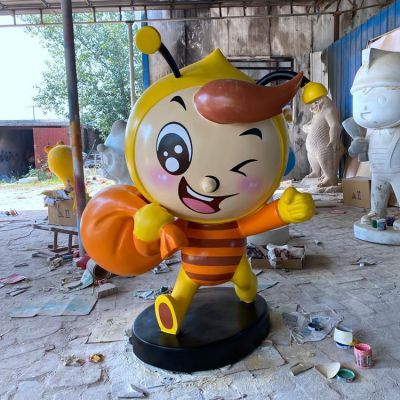 商場(chǎng)動(dòng)物園卡通彩繪玻璃鋼創(chuàng  )意蜜蜂雕塑