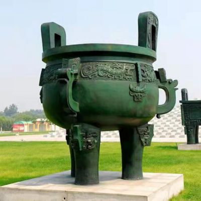 公園擺放大型青銅器三足兩耳圓鼎景觀(guān)雕塑