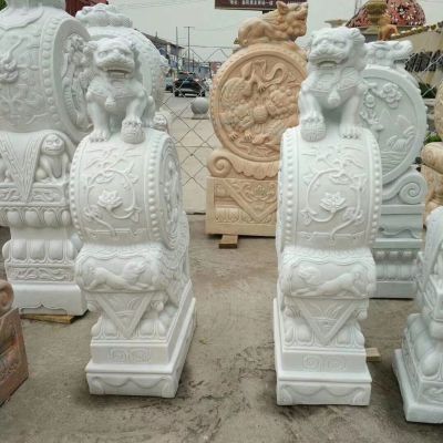 景區廣場(chǎng)漢白玉獅子石鼓石雕門(mén)墩抱鼓石