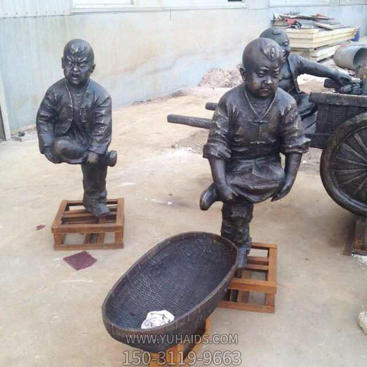 城市街道玻璃鋼仿銅創(chuàng  )意民俗小品情景雕塑