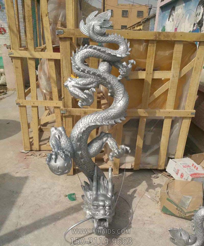不銹鋼創(chuàng )意抽象飛龍雕塑