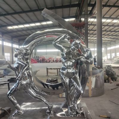 不銹鋼鏡面抽象運動(dòng)人物園林景觀(guān)雕塑