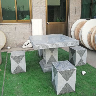 大理石庭院創(chuàng  )意石桌雕塑