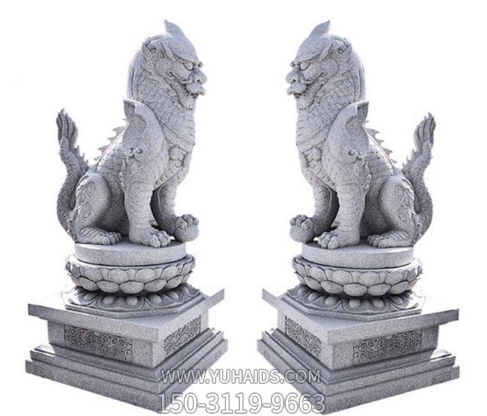 庭院寺廟石雕坐著(zhù)蓮花石雕上面的麒麟雕塑