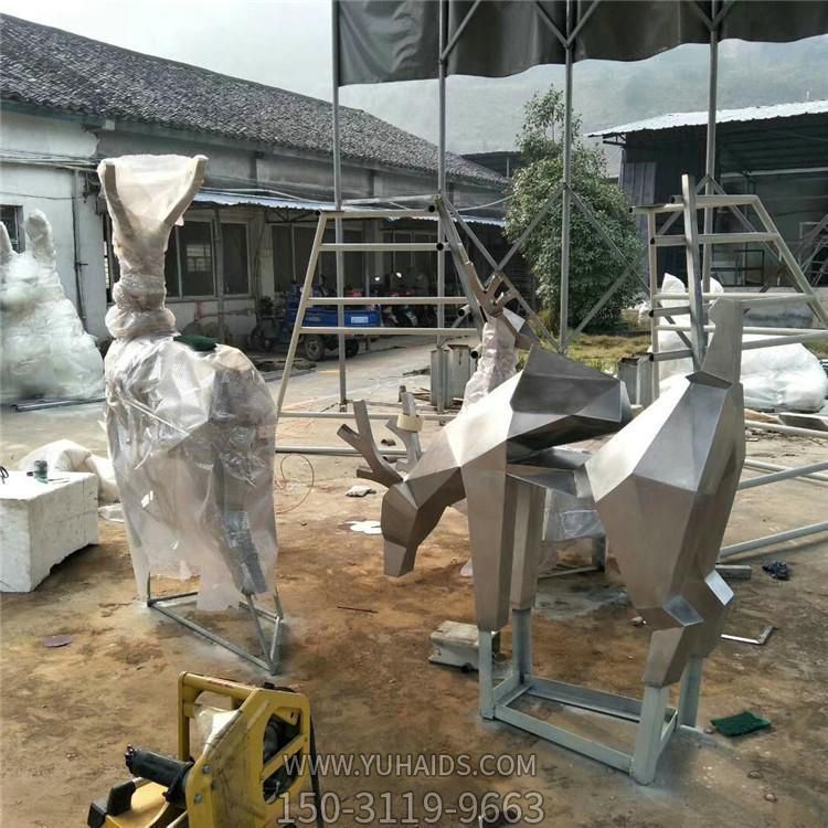 抽象動(dòng)物景觀(guān)園林綠地戶(hù)外小鹿雕塑