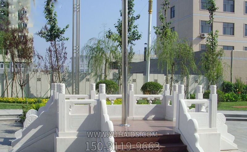 校園升旗臺景觀(guān)石雕雕塑