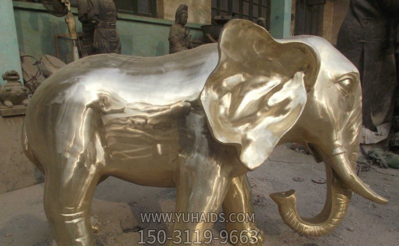 公園不銹鋼創(chuàng )意噴漆大象雕塑