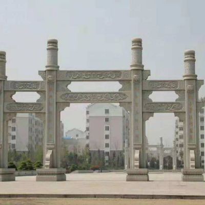 大型大理石石雕戶(hù)外園林景觀(guān)創(chuàng  )意三門(mén)牌坊雕塑